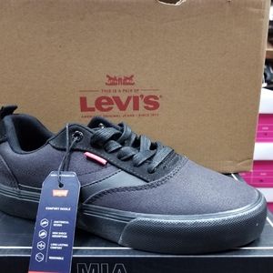 LEVI SNEAKERS